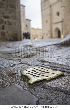 Caceres, Spain - Nov 7th, 2019: Floor Plaque Of Network Of Jewish Quarters Of Spain In Caceres. Sant