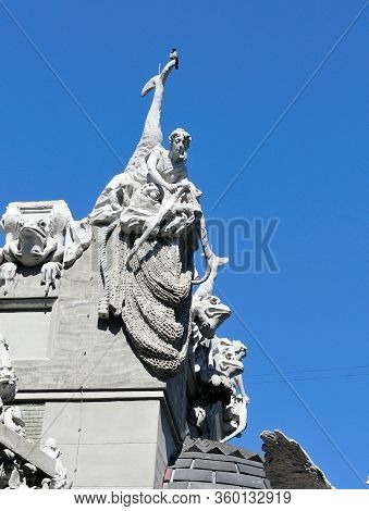 Kiev, Ukraine - May 9, 2013. House With Chimaeras Or Horodecki House Is An Art Nouveau Building Loca
