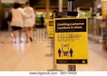 Sydney, Australia 2020-04-08 Covid-19. Woolworths Supermarket Limiting Customer Numbers In Store Due