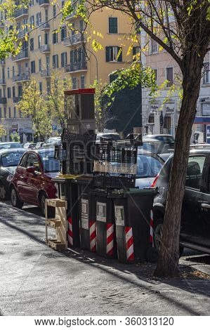 Rome, Italy, 25.12.2019: Garbage Box Near The Road Downtown, A Place For Garbage In The City Center.