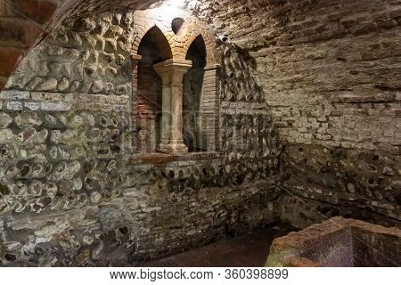 Verona, Italy, September 26, 2015 : The Basement With The Tomb Of Juliet In The Place Called Juliet 