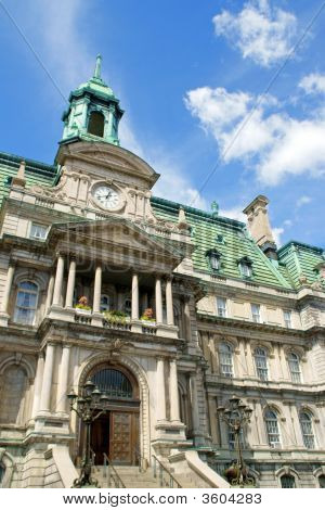 Ancien hôtel de ville de Montréal