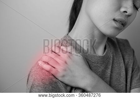 Woman With Shoulder Pain.