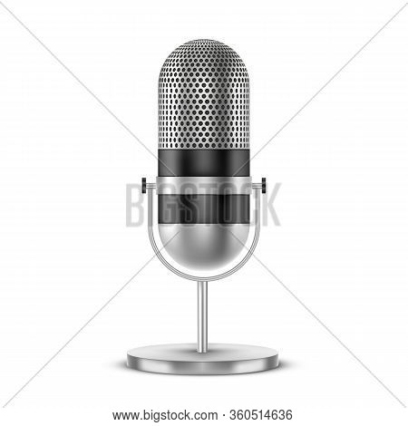 Retro Microphone Of Silver Metal, 3d Realistic
