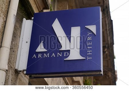 Bordeaux , Aquitaine / France - 10 30 2019 : Armand Thierry Clothing Shop Logo Sign On Store Front I