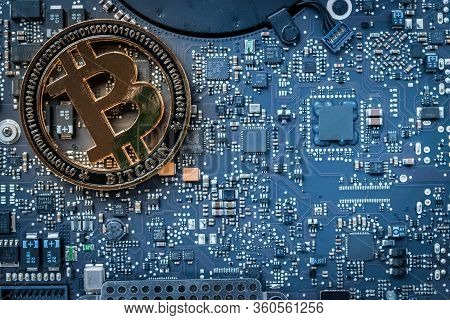 Bitcoin Wallet. Gold Cryptomoney Computer Electronic Circuit Board Motherboard. Litecoin, Ethereum C