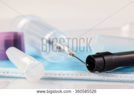 Vacuum Syringe (vacutainer) For Blood Sampling. Medical Equipment. Test Tube For Blood Analysis. Vac
