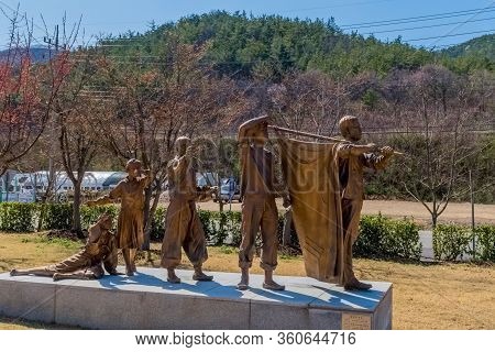 Hwanggan, South Korea; April 8,2020: Bronze Statue Called March In Unity By Park Keon Jae, Park Chan