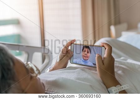 Telemedicine Care Advice Of Reminders For Monitoring Remote Admissions Treatment In Hospital,patient