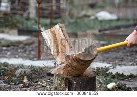 Ax Chopping Wood For Logs, Spring, Village
