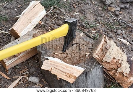 Ax Chopping Wood For Logs, Spring, Village