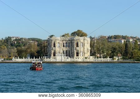 Istanbul,turkey - November 3, 2019:kucüksu Palace On The Shores Of The Bosphorus In The Asian Part O