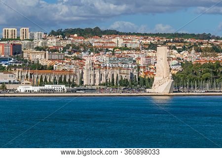 Lisbon, Portugal -  November 7, 2019: Northern Bank Of The Tagus River With Padrao Dos Descobrimento