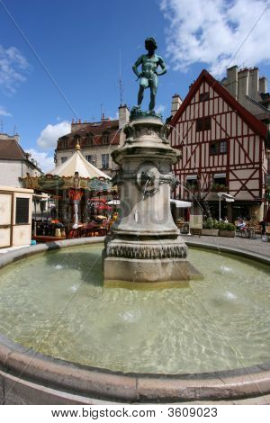 Fontana di Digione