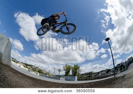 BMX Big Air ugrás