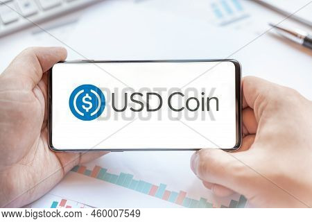 Logo Of Stablecoin Usd Coin In Tablet. Cryptocurrency Stable Coin, Token. Trading Blockchain Platfor