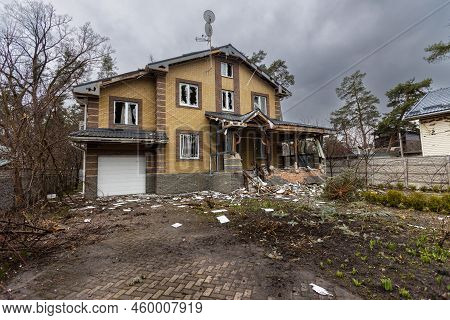 Irpin, Kyev Region Ukraine - 09.04.2022: Cities Of Ukraine After The Russian Occupation. Destroyed B
