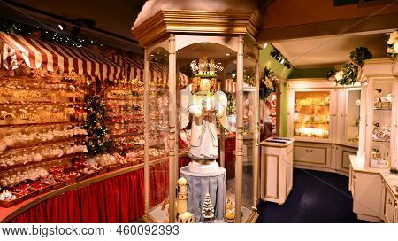 Berlin, Germany. 16 August 2022.  Käthe Wohlfahrt Specialist Christmas Store At Famous Kurfürstendam