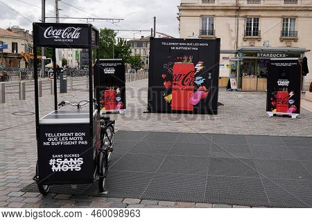Bordeaux , Aquitaine  France - 07 28 2022 : Coca Cola Drink Ice Cold Text Sign And Brand Logo Of Us 