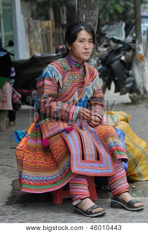 Vietnamských venkovských lidí na místním trhu v Bac Ha, Sa Pa, Vietnam