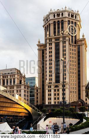 Moscow, Russia - July 31, 2022: People Near Shopping Office Business Center Paveletskaya Plaza On Pa