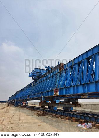 This Is The Steel Structure Of A Launcher Gantry That Will Be Used For Erection Precast Concrete I G