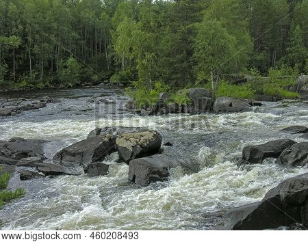 The Most Difficult Place For Rafting In The Varatsky Rapids (narrow And Fast). Keret River, Karelia,