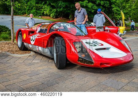 Highlands, Nc - June 10, 2022: Low Perspective Front Corner View Of A 1966 Porsche 906 Carrera 6  At