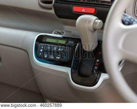 Novosibirsk, Russia -   August 03, 2022:   Honda N-box,  Manual Gearbox Handle In The Car