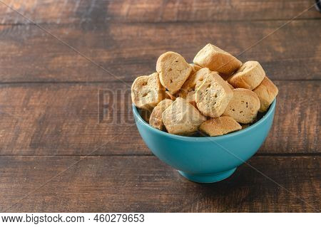 Beypazari Dry Turkish Name Beypazari Dry. Cinnamon And Crunchy Traditional Turkish Snack