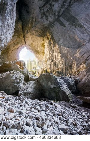 Inside The Cetatile Ponorului Cave, Romania. Beautiful Scenery Crafted By The Nature
