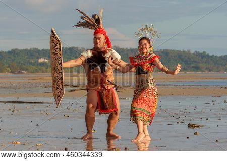 Labuan,malaysia-jan 30,2022:the Iban Ethnic Of Sarawak Borneo With Full Traditional Tribe Costume Da
