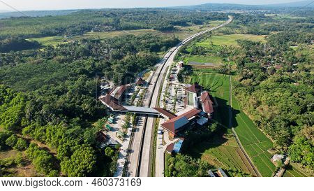 Aerial View Of Parking Space Provided In The Rest Area Of Pendopo 456 Salatiga. Semarang, Indonesia,