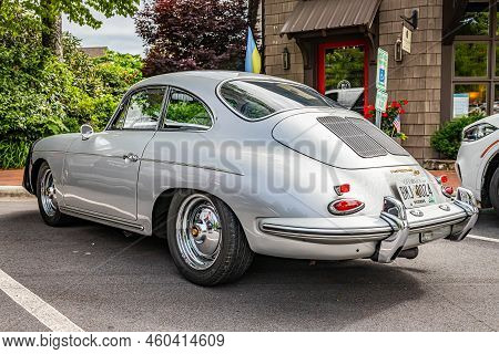 Highlands, Nc - June 11, 2022: Low Perspective Rear Corner View Of A 1963 Porsche 356b Super 90 Hard