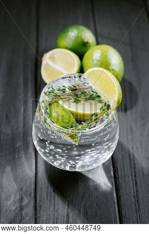 Strong Seltzer Cocktails With Lime. Alcoholic Cocktail Tonic Clear. Hard Seltzer Is A Low-alcohol Dr