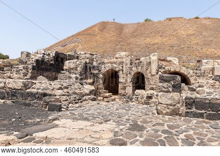 Beit Shean, Israel, August 06, 2022 : Partially Restored Ruins Of One Of The Cities Of The Decapolis