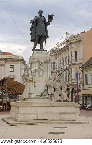 Szeged, Hungary - July 30, 2022: Statue Of Lajos Kossuth At Klauzal Square Summer Afternoon In City 