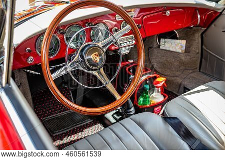 Highlands, Nc - June 11, 2022: Close Up Detail Interior View Of A 1962 Porsche T6b Notchback Coupe A