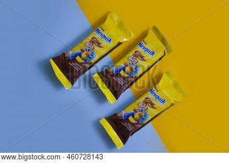September 31, 2022 Ukraine City Kyiv Nesquik Chocolate Bar From Nestle On A Colored Background