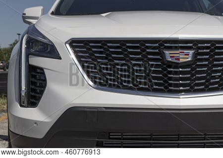Greenwood - Circa August 2022: Cadillac Xt4 Display. Cadillac Offers The Xt4 In Luxury, Premium Luxu