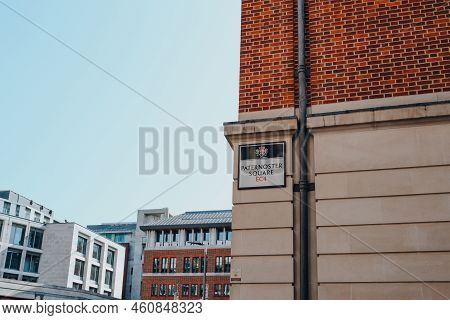 London, Uk - August 26, 2022: Low Angle View Of A Street Name Sign On A Building On Paternoster Squa