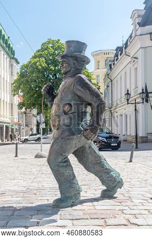 Tallinn, Estonia - June 19, 2022: Lucky Chimney Sweeper Sculpture In Old Town Of Tallinn.