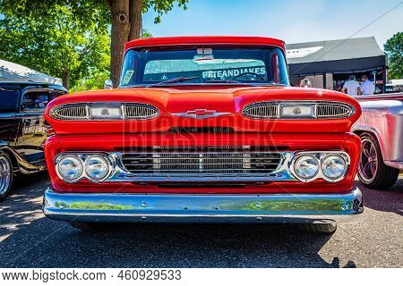 Falcon Heights, Mn - June 17, 2022: Low Perspective Front View Of A 1960 Chevrolet Apache 10 Fleetsi