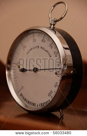 Hair tension hygrometer
