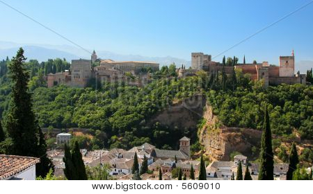 Alhambra palace på morgen Granada Spanien
