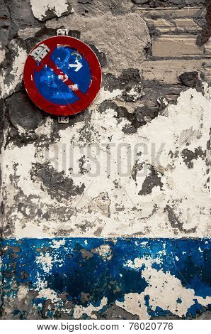 No Entry Or Right Turn