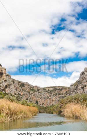 Preveli jeziora i lasu palmowego