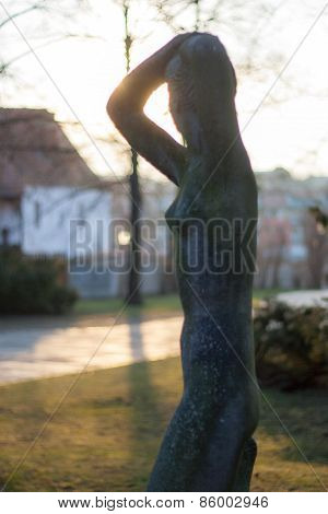 Statue of women
