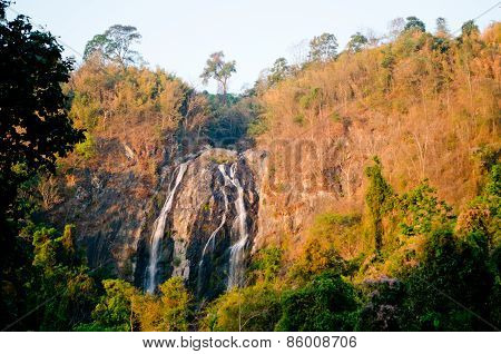 Klong Lan Waterfall