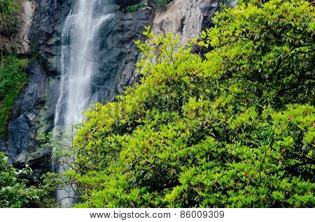 Klong Lan Waterfall